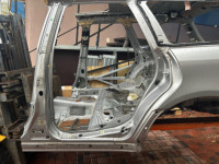 左リアフェンダー SUBARU LEGACY OEM 51490AG0109P BP5 2007 SILVER C6Z