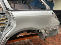 左リアフェンダー SUBARU LEGACY OEM 51490AG0109P BP5 2007 SILVER C6Z