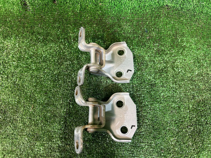 Bisagras de la puerta delantera derecha Левые 60070AG0009P 60070AG0109P SUBARU LEGACY