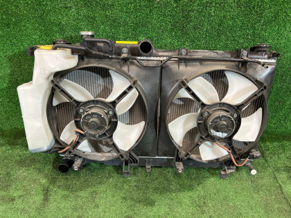 Радиатор двигателя SUBARU LEGACY OEM 45119AG070 BP5 2007 EJ20X AT