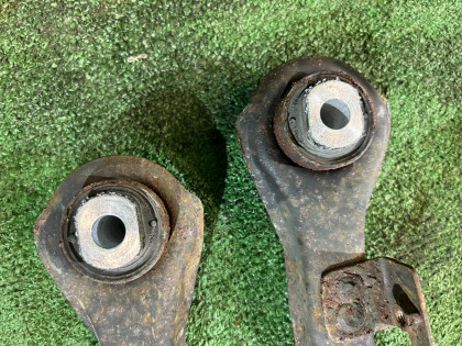 后摆臂 верх алюминий SUBARU LEGACY OEM 20250AE030 20250AE050 20250AE010 20250AE000 BP5 2007 EJ20X AT