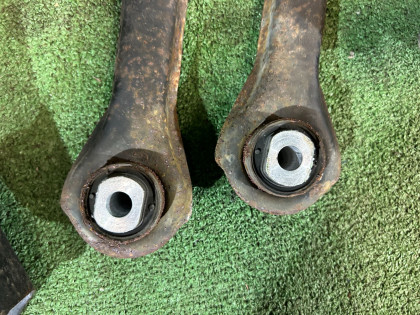 后摆臂 верх алюминий SUBARU LEGACY OEM 20250AE030 20250AE050 20250AE010 20250AE000 BP5 2007 EJ20X AT