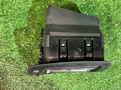 Regulador de caudal de aire izquierdo SUBARU LEGACY OEM 66110AE000ML BH5 2002 EJ206 AT