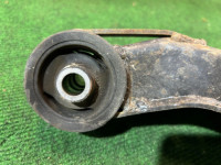 デフマウント SUBARU LEGACY OEM 41310AE002 BE9 2001 EJ254