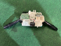 组合开关 оптитрон SUBARU LEGACY OEM 83111AE010 BHE BH9 BH5 BE5 BE9 BEE 2001 EJ254