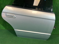 Porta traseira direita SUBARU LEGACY OEM 60400AE400 BE9 BE5 BEE 2001 SILVER 01G