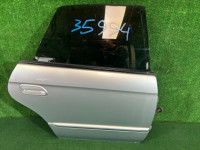 Porta traseira direita SUBARU LEGACY OEM 60400AE400 BE9 BE5 BEE 2001 SILVER 01G