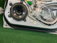 Porta traseira direita SUBARU LEGACY OEM 60400AE400 BE9 BE5 BEE 2001 SILVER 01G