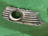 ฝาครอบรอบไฟตัดหมอกซ้าย SUBARU LEGACY OEM 57731AE330 BE9 2001 SILVER 01G