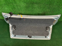 Portón del maletero SUBARU LEGACY OEM 57501AE050, 96062AE000WG, 84251AE03A BE9 BE5 BEE 2001 SILVER 01G