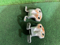 Dobradiças da porta dianteira direita SUBARU LEGACY OEM 61220AC000 61220AC010 BE9 2001 SILVER 01G