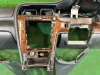 仪表台 черная SUBARU LEGACY OEM 66045AE000ML BHE BH9 BH5 BE5 BE9 BEE 2001 SILVER 01G