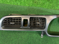 กรอบมาตรวัด SUBARU LEGACY OEM 66180AE000 BE9 2001 SILVER 01G