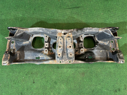 Travesaño delantero 20101AE013 SUBARU LEGACY