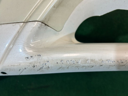 前保险杠 SUBARU LEGACY OEM 57703AE190YF, XX57703AE190, 57704AE151 BEE BE9 BE5 2002 WHITE PEARL 081