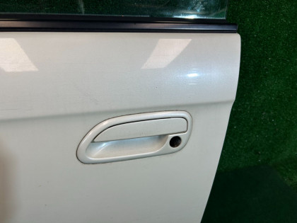 左フロントドア SUBARU LEGACY OEM 60009AE010 BEE BHE BE5 BE9 BH5 BH9 2002 WHITE PEARL 081