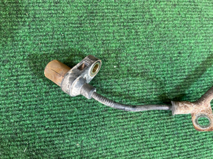 Sensor ABS traseiro direito SUBARU LEGACY OEM 27540AE040 BEE 2002 EZ30 AT