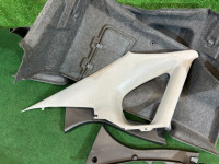 Tapizado del maletero SUBARU LEGACY OEM 94514AE022 94511AE030 94511AE040 94511AE050 BEE 2002 WHITE PEARL 081