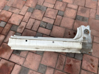 右サイドシル SUBARU LEGACY OEM 51415AE021 BEE BHE BE5 BE9 BH5 BH9 2002 WHITE PEARL 081