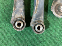 Braços de suspensão traseiros SUBARU LEGACY OEM 20250AE020, 20250AE040, 20250AE010, 20250AE000 BEE BHE BE5 BE9 BH5 BH9 2002 EZ30 AT