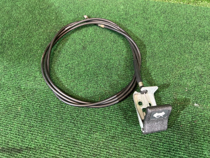 Cabo do capô черный SUBARU LEGACY OEM 57330AE000ML BEE BE9 BE5 2002 WHITE PEARL 081