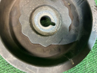 Шкив распредвала выпускной левый SUBARU EXIGA OEM 13054AA033 YA5 2010 EJ204 AT
