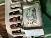 Alternador SUBARU EXIGA OEM 23700AA610 YA5 2010 EJ204 AT