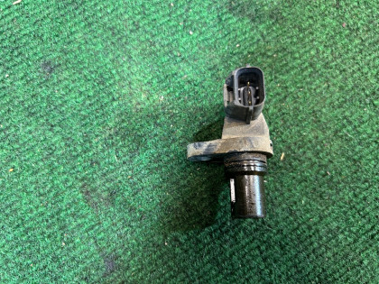 Датчик распредвала SUBARU EXIGA OEM J5T34372 YA5 2010 EJ204 AT