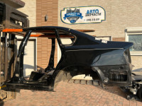 Secção traseira da carroçaria Rear Cut SUBARU LEGACY OEM 51490AG0509P, 51490AG0409P BLE 2004 BLACK 32J