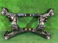 คานรองเครื่อง задняя SUBARU OUTBACK OEM 20152AJ000 BRF 2010 EZ36 AT