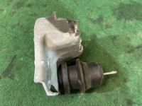 Подушки двигателя комплект SUBARU OUTBACK OEM 41032AJ060 41022AJ040 BRF 2010 EZ36 AT