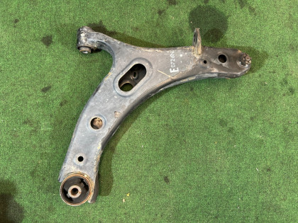 Left front control arm SUBARU OUTBACK OEM 20204AJ010 20202AJ010 BRF 2010 EZ36 AT