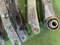 Braços de suspensão traseiros SUBARU OUTBACK OEM 20250AJ000 20250AJ010 20250FG041 20250FG021 20252SC000 20252SC010 BRF 2010 EZ36 AT