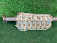 Secção central do escape SUBARU OUTBACK OEM 44200AJ040 BRF 2010 EZ36 AT