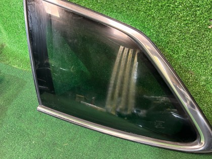 Стекло багажника левое SUBARU OUTBACK OEM 65209AJ070 BRF 2010