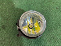 Farol de nevoeiro esquerdo Koito 114-77828 SUBARU OUTBACK OEM 84501AG091 BRF 2010