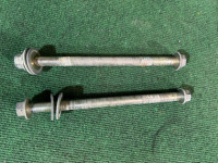 โบลต์ดุมล้อหลัง 20540AA000 20540AA001 SUBARU LEGACY