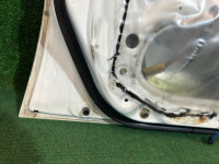 Дверь передняя левая SUBARU LEGACY OEM 61100AC011 61100AC031 BG5 1998 White 51E