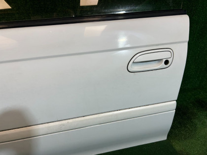 Дверь передняя левая SUBARU LEGACY OEM 61100AC011 61100AC031 BG5 1998 White 51E