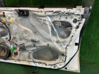 Дверь передняя правая SUBARU LEGACY OEM 61100AC001 61100AC021 BG5 1998 White 51E