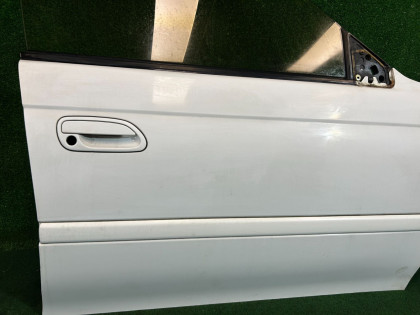 Дверь передняя правая SUBARU LEGACY OEM 61100AC001 61100AC021 BG5 1998 White 51E