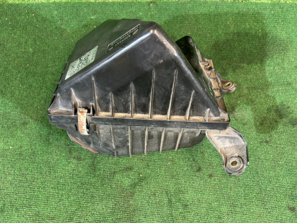 Caja del filtro de aire 46053AC090 46053AC080 16546AA050 SUBARU LEGACY
