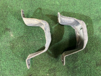 Rear stabilizer bar bracket SUBARU LEGACY OEM 20520AA001 20520AA011 BG5 1998 White 51E
