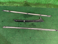 左侧车窗亮条 SUBARU LEGACY OEM 91012AC010 91013AC010 91011AC110 BG5 1998 White 51E