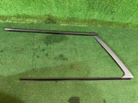 คิ้วกระจกข้างซ้าย 91012AC010 91013AC010 91011AC110 SUBARU LEGACY