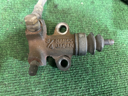 クラッチレリーズシリンダー SUBARU LEGACY OEM 30620AA041 30620AA042 BG5 1998 EJ20D MT5