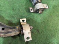Braços de suspensão dianteiros SUBARU LEGACY OEM 20200AA200 20200AA210 BG5 1998 EJ20D MT5