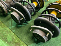Amortecedores SUBARU LEGACY OEM 20310AC320 20310AC330 20330AC070 20364AC300 20364AC310 BG5 1998 EJ20D MT5
