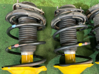 Amortecedores SUBARU LEGACY OEM 20310AC320 20310AC330 20330AC070 20364AC300 20364AC310 BG5 1998 EJ20D MT5