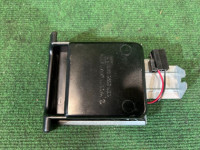 Пепельница SUBARU LEGACY OEM 66610AC000ML BG5 1998 White 51E